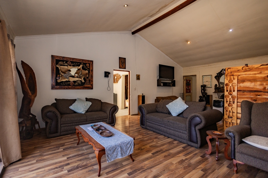 7 Bedroom Property for Sale in Protea Heights Western Cape